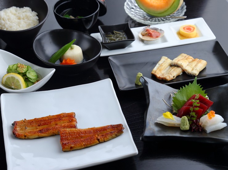 鰻魚　駒形　前川　丸之內店