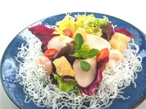  東方沙拉 