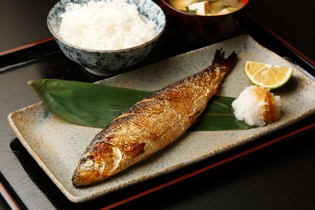 烤魚也有大學問!日本的傳統鮮魚吃法