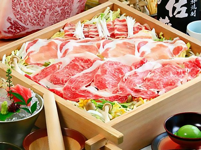 在老字號涮涮鍋餐廳,享用新感覺「蒸涮」