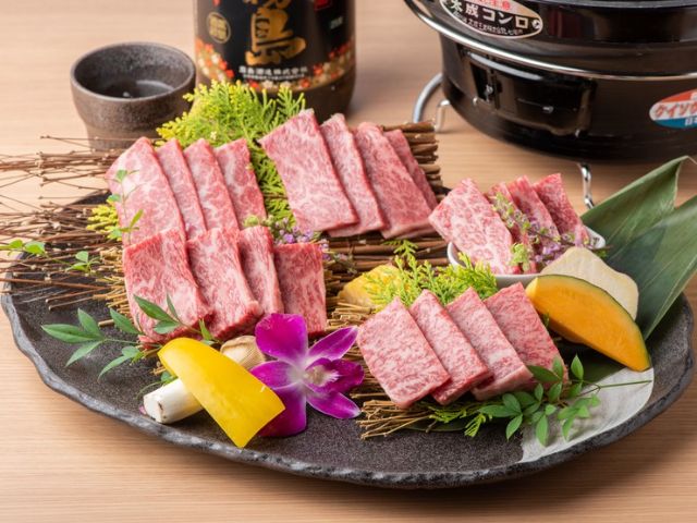 전 프로 야구 선수가 운영하는 고베 소고기를 맛볼 수 있는 고기집