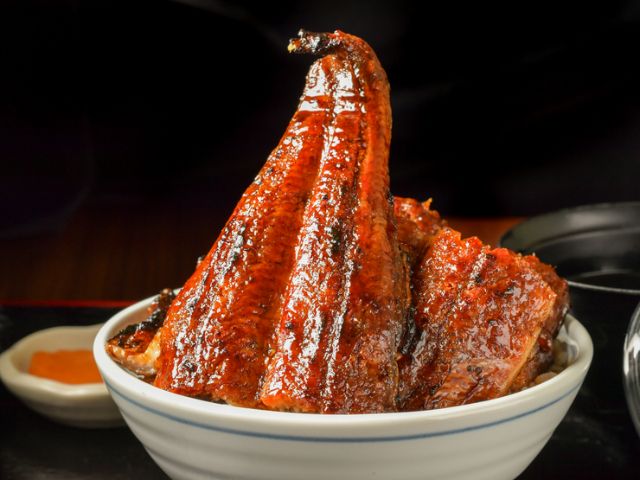장어 요리 삼대째 우나히가시 나카가와 본점