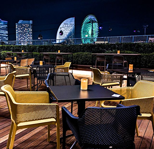 可以一览横滨港未来夜景的【HUB樱木町CROSS GATE店】屋顶啤酒花园2025